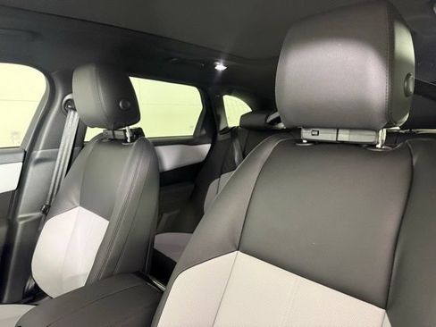 Used 2026 Land Rover Range Rover Velar Dynamic SE AWD/4WD image 14