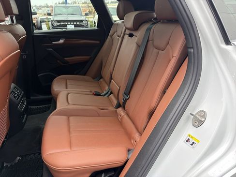 Used 2023 Audi Q5 2.0T Prestige w/ Prestige Package image 34