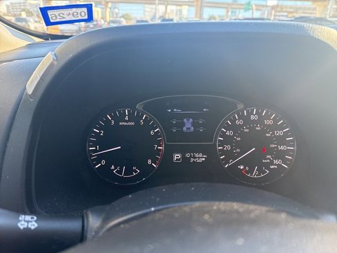 Used 2013 Nissan Pathfinder Platinum w/ Platinum Premium Pkg image 5