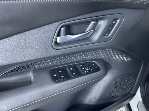 Certified 2024 Nissan Ariya AWD image 13