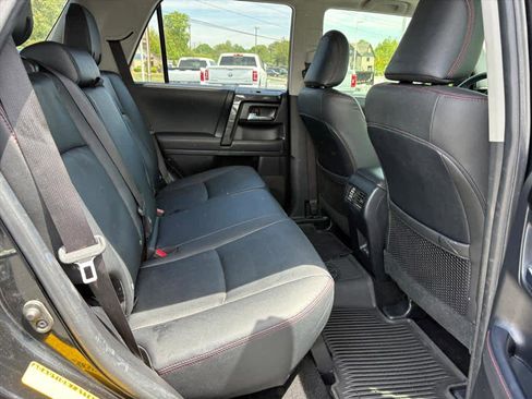 Used 2024 Toyota 4Runner TRD Off-Road Premium w/ Moonroof Package AWD/4WD image 7