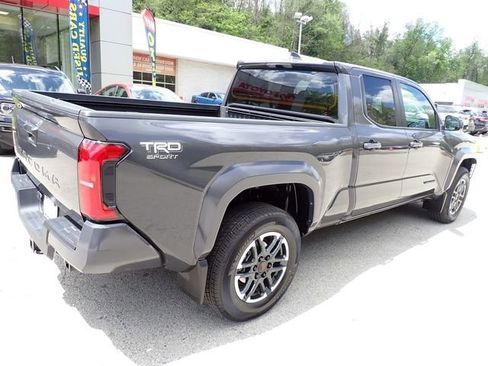 Certified 2026 Toyota Tacoma TRD Sport AWD/4WD image 4