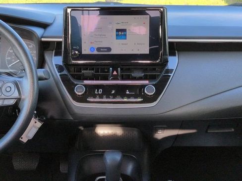 Used 2024 Toyota Corolla LE FWD image 16