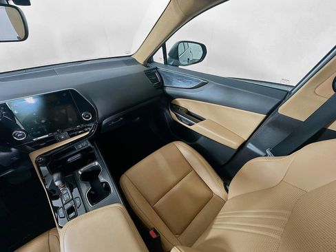 Used 2023 Lexus NX 250 FWD image 11
