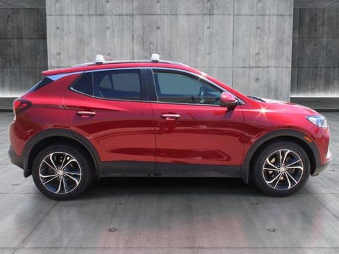 Used 2021 Buick Encore GX Select w/ Advanced Technology Package FWD image 7