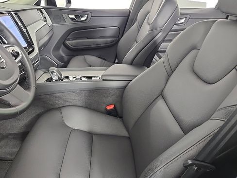 New 2025 Volvo XC60 B5 Plus w/ Protection Package Premier image 22