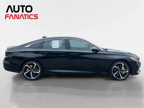 Used 2022 Honda Accord Sport image 6