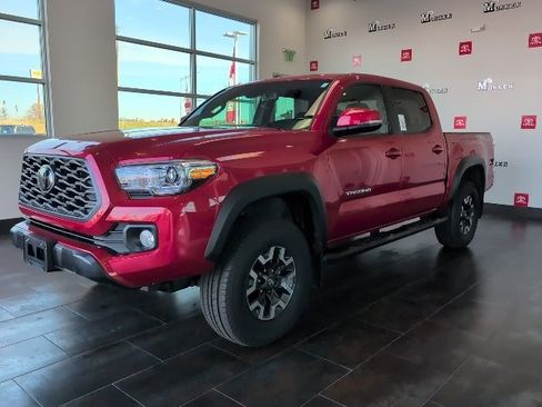 Used 2023 Toyota Tacoma TRD Off-Road image 4