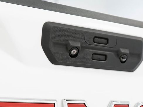 Used 2022 GMC Sierra 1500 SLT image 13