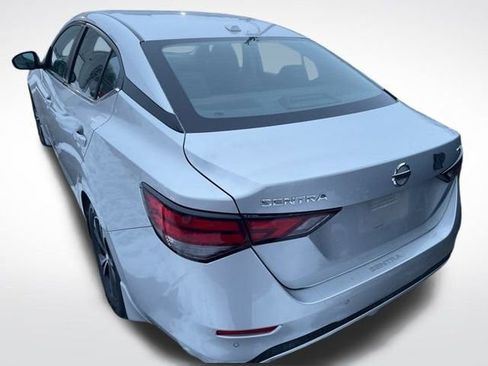 Used 2020 Nissan Sentra SV image 7