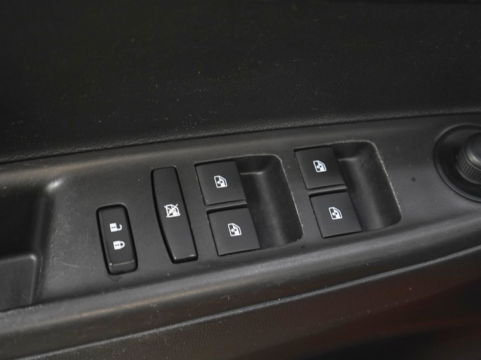 Used 2022 Chevrolet Spark LT FWD image 20