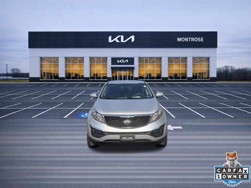 Used 2015 Kia Sportage LX FWD image 2