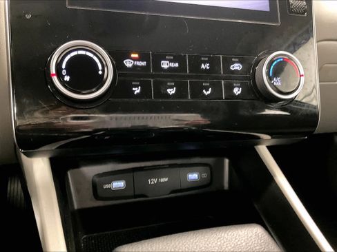 Used 2023 Hyundai Tucson SE image 25