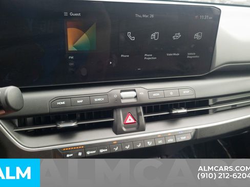 Used 2025 Kia K4 LXS image 25