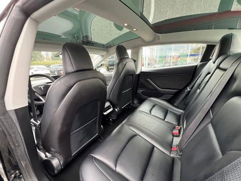Used 2018 Tesla Model 3 Long Range image 21