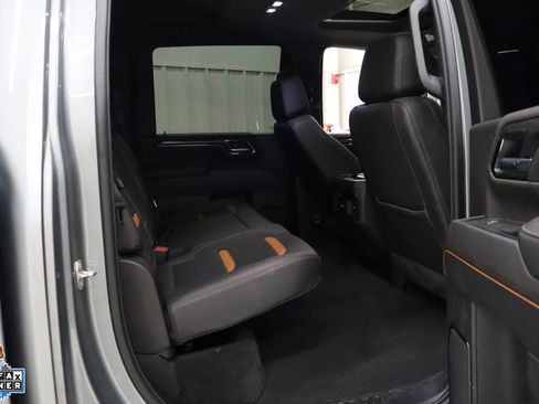 Used 2024 GMC Sierra 2500 AT4 w/ AT4 Premium Plus Package AWD/4WD image 26
