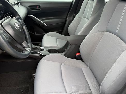 Used 2025 Toyota Corolla Cross AWD Hybrid image 10