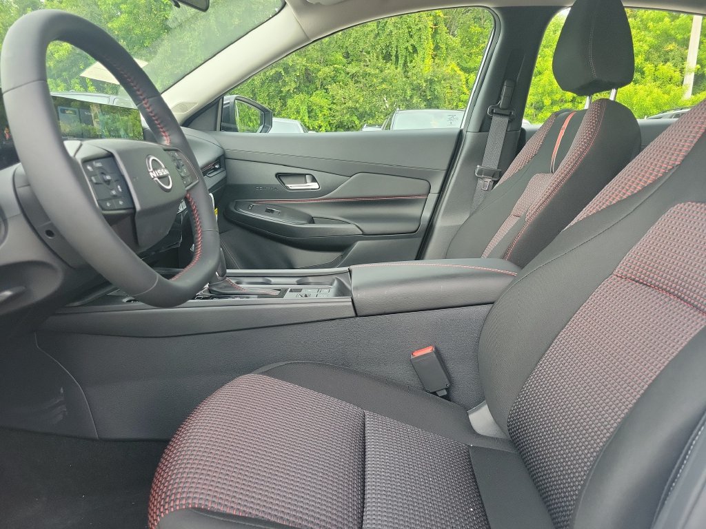 New 2027 Nissan Sentra SR FWD image 23