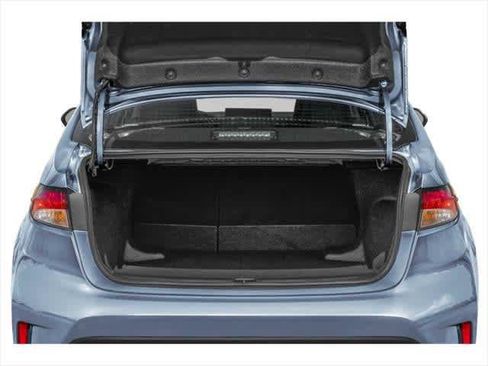 Used 2025 Toyota Corolla LE FWD image 10