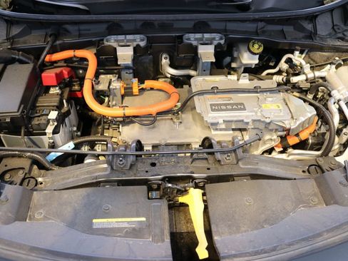 Used 2024 Nissan Ariya AWD image 45