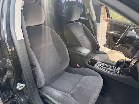 Used 2014 Chevrolet Impala LT w/ LT Sunroof Package image 27