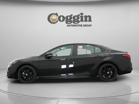 New 2026 Toyota Camry Hybrid image 6