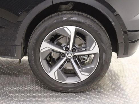 Used 2024 Jaguar E-PACE R-Dynamic SE image 16