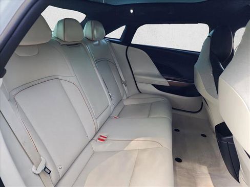 Used 2023 Lucid Air Touring image 21