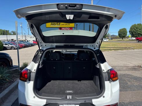 Used 2025 Buick Encore GX Preferred FWD image 30