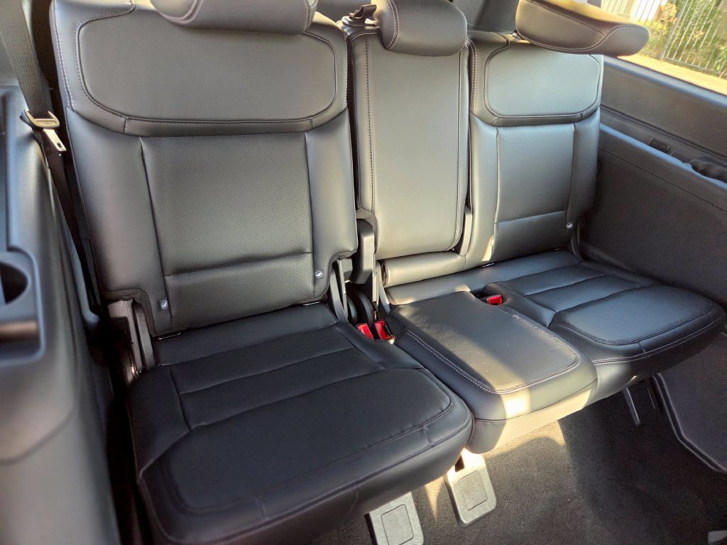 New 2026 Ford Expedition Max Platinum w/ Stealth Appearance Package AWD/4WD image 13