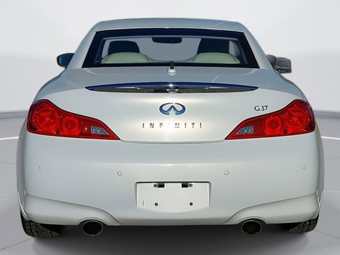 Used 2012 INFINITI G37 Sport w/ Premium Pkg image 6
