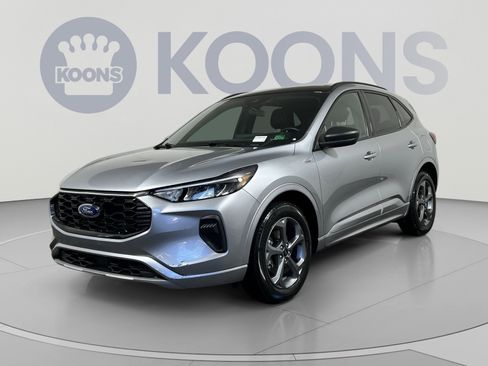 Used 2023 Ford Escape ST-Line w/ Tech Pack #1 AWD/4WD image 1