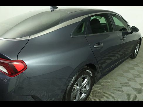 Used 2022 Kia K5 LXS image 17