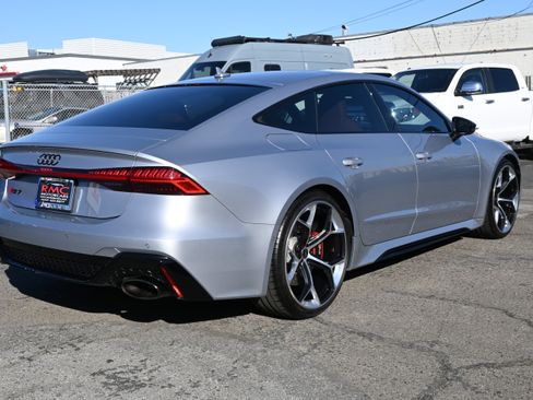 Used 2024 Audi RS 7 Performance image 27