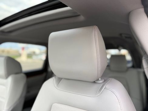 Used 2017 Honda CR-V EX-L image 15