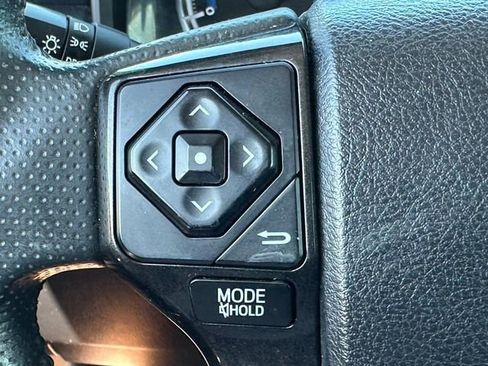 Used 2019 Toyota 4Runner TRD Off-Road Premium image 19