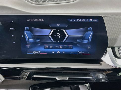 Used 2025 BMW X2 xDrive28i AWD/4WD image 24