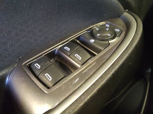 Used 2023 Chevrolet Malibu LS FWD image 27