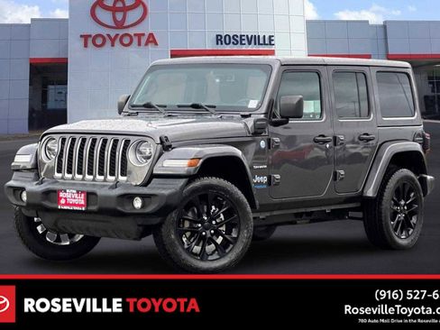 Used 2021 Jeep Wrangler Unlimited Sahara image 1