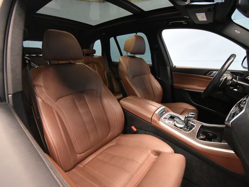 Used 2022 BMW X5 xDrive40i w/ Executive Package image 23