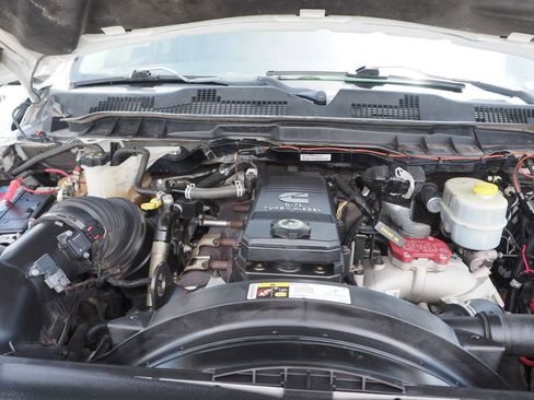 Used 2013 RAM 2500 Laramie w/ Cold Weather Group AWD/4WD image 31