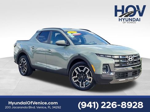 Certified 2025 Hyundai Santa Cruz Limited AWD/4WD image 1