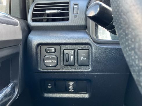 Used 2018 Toyota 4Runner Limited AWD/4WD image 18