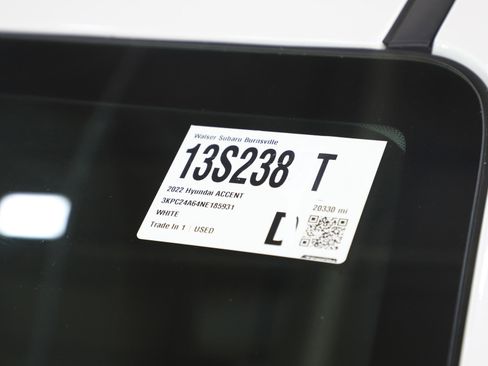 Used 2022 Hyundai Accent SEL image 27