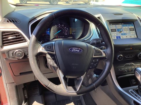 Used 2018 Ford Edge SEL w/ Equipment Group 201A AWD/4WD image 12