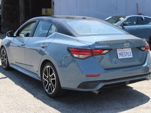 Used 2025 Nissan Sentra SR FWD image 3