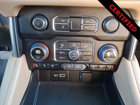 Used 2024 Chevrolet Tahoe Premier image 17