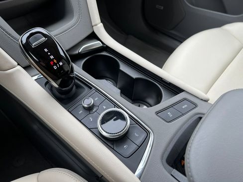 Used 2023 Cadillac XT5 Premium Luxury image 31