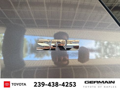 Used 2021 Toyota 4Runner SR5 Premium w/ Moonroof Package AWD/4WD image 5