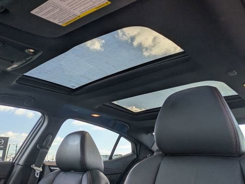 Used 2021 Nissan Maxima SR w/ Sport Mat Group image 18